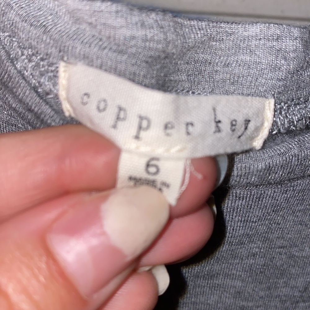Copper Key girls youth size 6 shortsleeve gray shirt with white lace eyelet trim - Picture 4 of 8